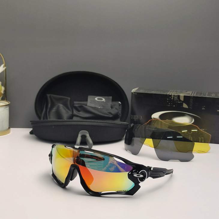 Picture of Oakley Sunglasses _SKUfw66124554fw